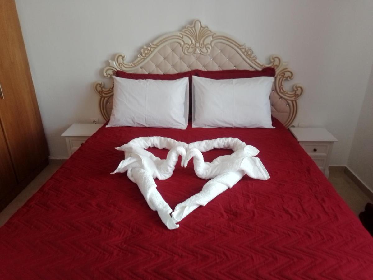 Precious Apartment Corinth Екстер'єр фото