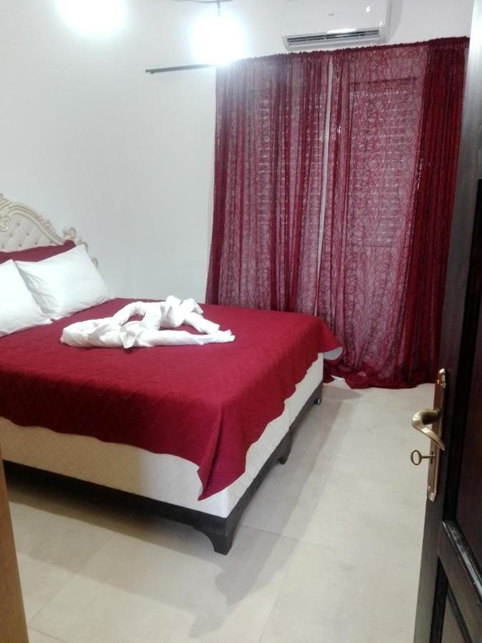 Precious Apartment Corinth Екстер'єр фото