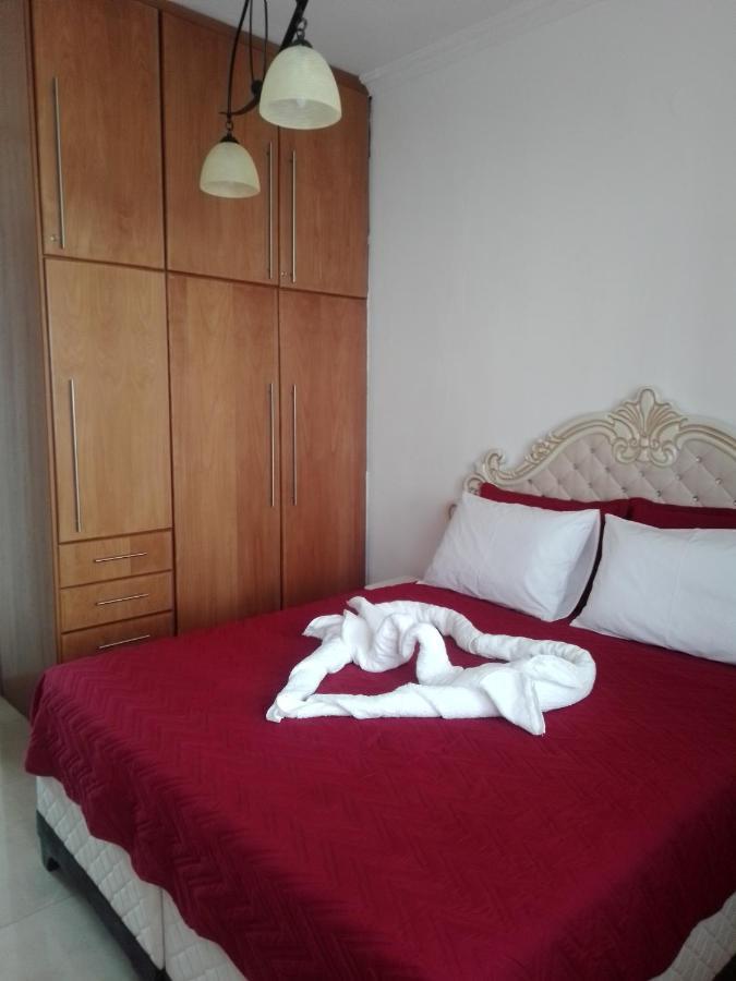 Precious Apartment Corinth Екстер'єр фото
