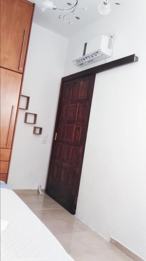 Precious Apartment Corinth Екстер'єр фото