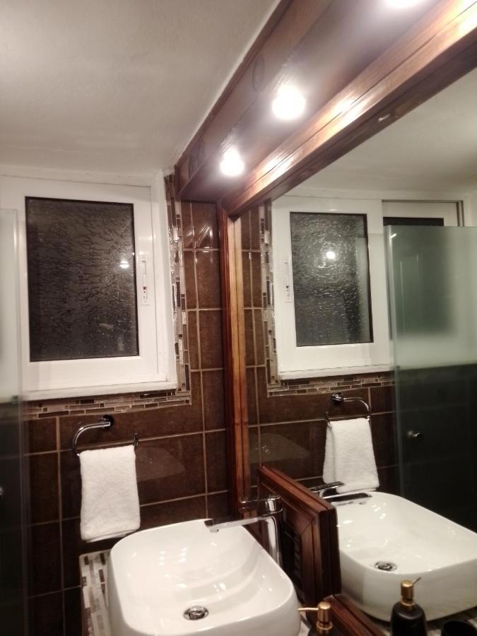 Precious Apartment Corinth Екстер'єр фото