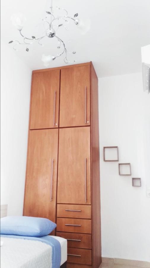 Precious Apartment Corinth Екстер'єр фото