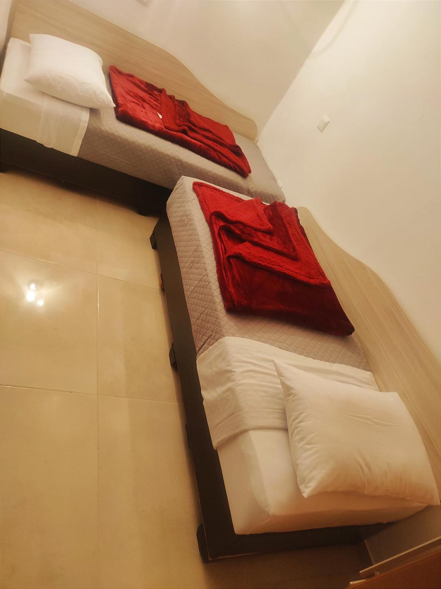 Precious Apartment Corinth Екстер'єр фото